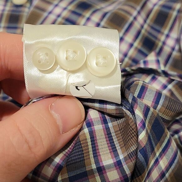 NWOT Egara non iron men's long sleeve button up shirt - Picture 6 of 6
